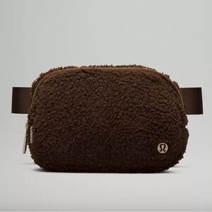 LULULEMON chocolate brown everywhere fleece belt bag
